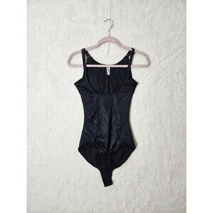 MaidenForm Women Top Small Black Nylon B Scoop Neck Sleeveless Bodysuit Fit